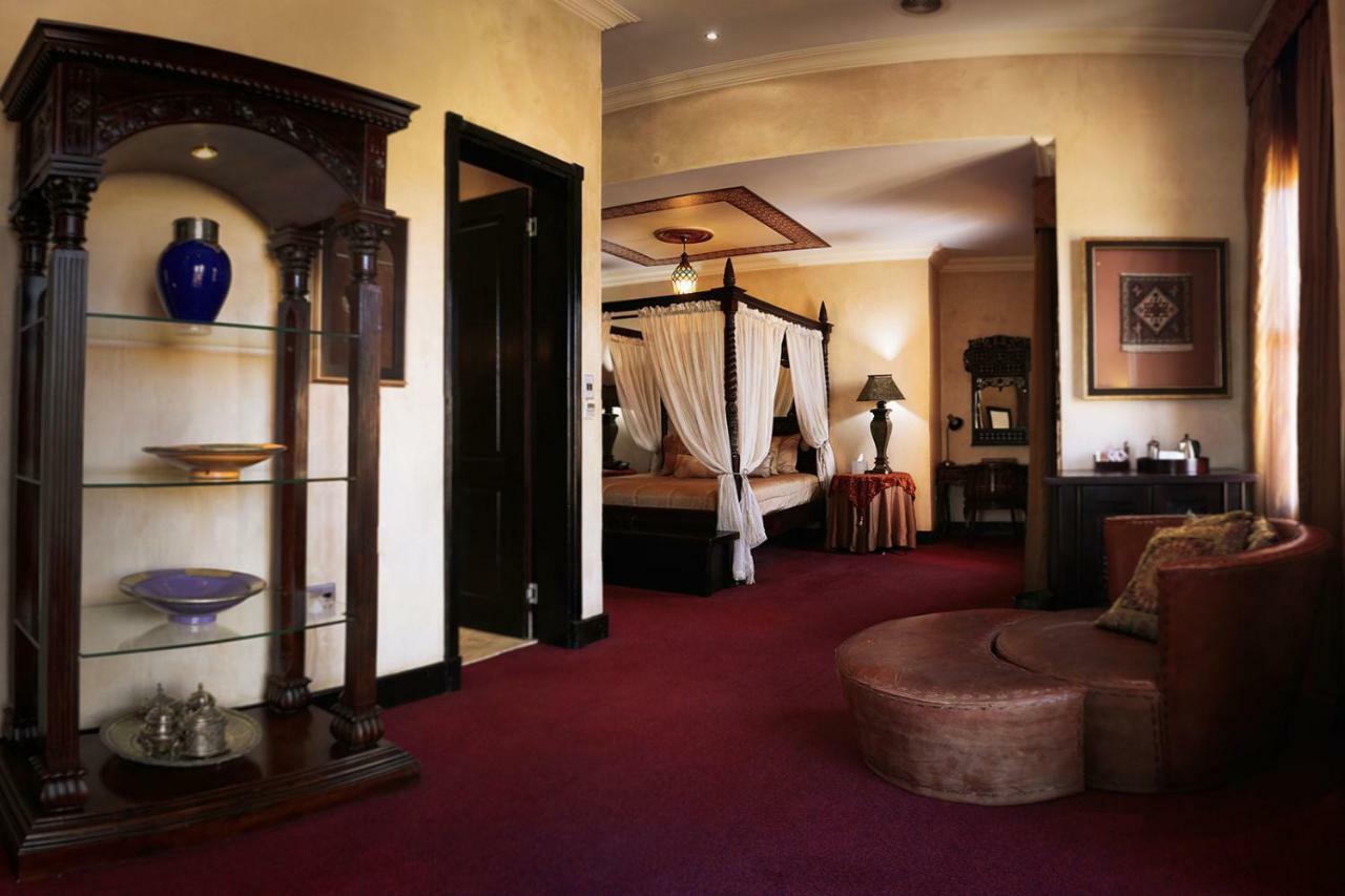 Royal Elephant Hotel & Conference Centre センチュリオン エクステリア 写真